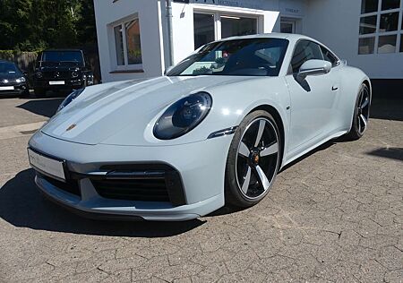 Porsche 992 Sport Classic Sport Classic Heritage, cogna