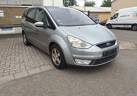 Ford Galaxy Ghia