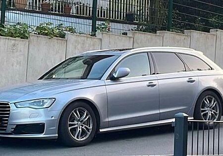 Audi A6 3.0 TDI 200kW/272PS S-Line mit Panorama-Dach