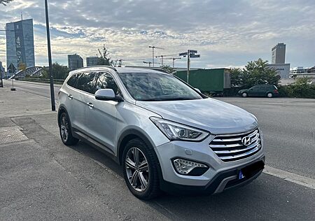 Hyundai Grand Santa Fe 2.2 CRDi Premium 4WD Automati...