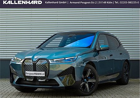 BMW iX 40 xDrive Sportpaket-Pano-Harman-Kardon-Drivi