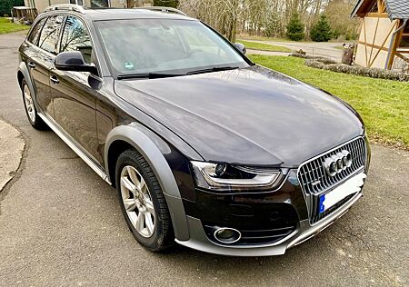 Audi A4 Allroad 2.0 TDI S tronic quattro -