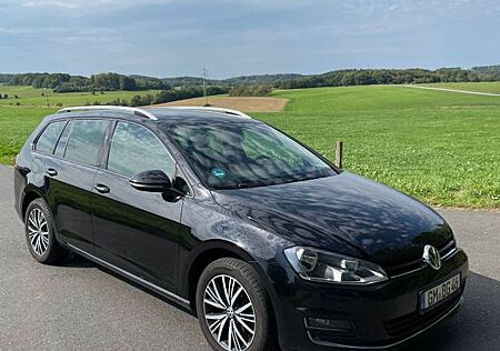 VW Golf Volkswagen 1.6 TDI DSG ALLSTAR ALLSTAR AHK MwST