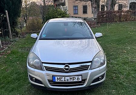 Opel Astra 1.6 Ecotec 85kW - Neue HU