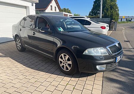 Skoda Octavia 2.0 TDI PD Leder 17 Zoll Alu Xenon Tempo
