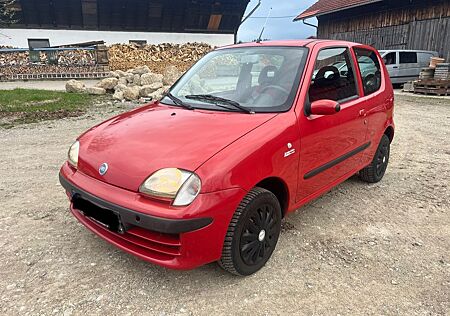 Fiat Seicento Active mit Servolenkung