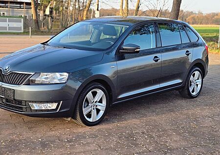 Skoda Rapid Spaceback Drive 1.2l DSG PDC SHZ 1HAND GRA