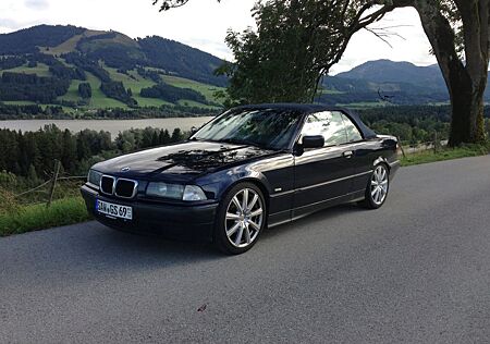 BMW 318i Cabrio