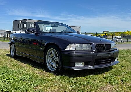 BMW 320I Cabrio M Paket ab Werk