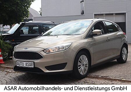 Ford Focus Lim. Trend 1.0 EcoBoost/Sitzhzg/Garantie/