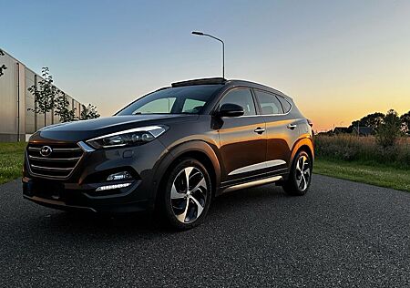 Hyundai Tucson 2.0 CRDi 135kW Premium 4WD Automatik ...