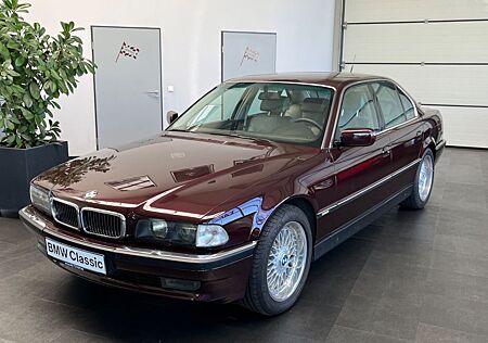 BMW 750i A Individual V12