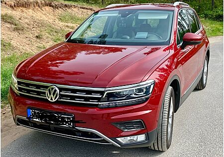 VW Tiguan Volkswagen 2.0 TDI SCR DSG BMT 4MOTION Highline ...