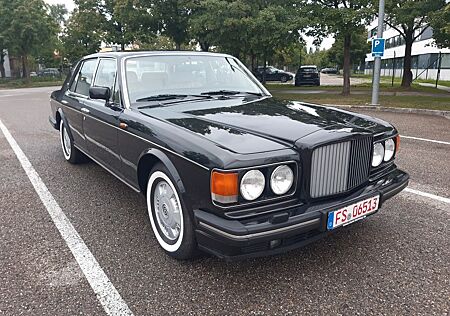 Bentley Brooklands V8 6.75i, Linkslenker