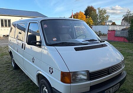 VW T4 Caravelle Volkswagen 2.4 D Standard