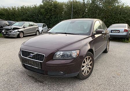 Volvo S40 Lim. 2.0 Momentum