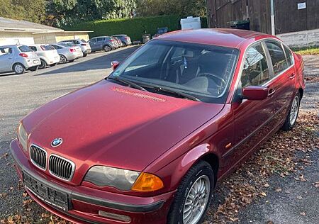 BMW 320i -