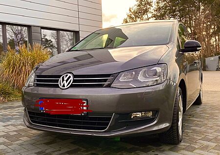 VW Sharan Volkswagen 2.0 TDI 4MOT BlueMotion Technology LI...