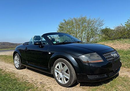 Audi TT Roadster 1.8T 132 kW -