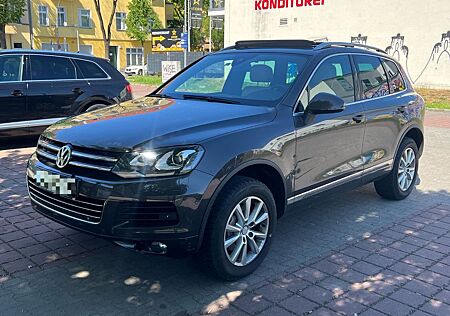 VW Touareg Volkswagen 3.0 TDI Exclusive *Pano+Kamera+LED* Voll