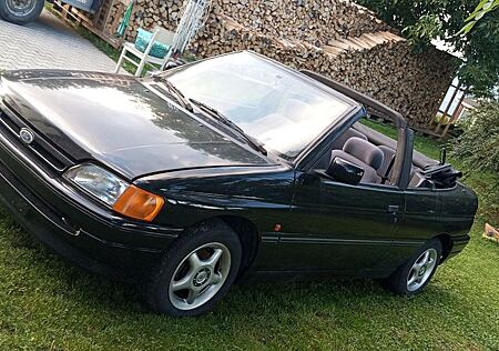 Ford Escort gebraucht kaufen Ford Escort 1.6 Ghia Ghia