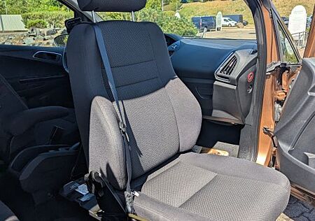 Ford B-Max gebraucht kaufen Ford B-Max 1.6 Aut. Titanium schwenkbarer Beifahrersi