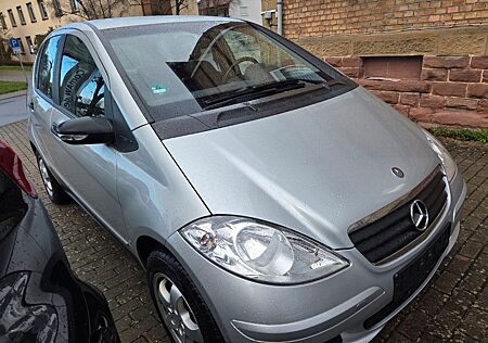 Mercedes-Benz A 150 Navi*AHK*Alu*Tüv neu
