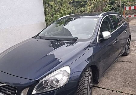 Volvo V60 gebraucht kaufen Volvo V60 D3 RDesign RDesign
