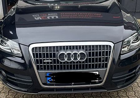 Audi Q5 2.0 TDI S tronic quattro -