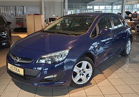 Opel Astra J Limousine Sondermodell "Fun" aus 1-Hand