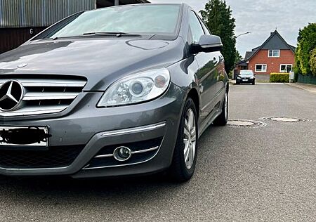Mercedes-Benz B 180 CDI -
