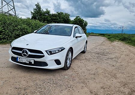 Mercedes-Benz A 180 A180d, AHK, Distronic, LED, Sitz-Memory