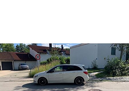 Mercedes-Benz B 200 CDI 4MATIC DCT -
