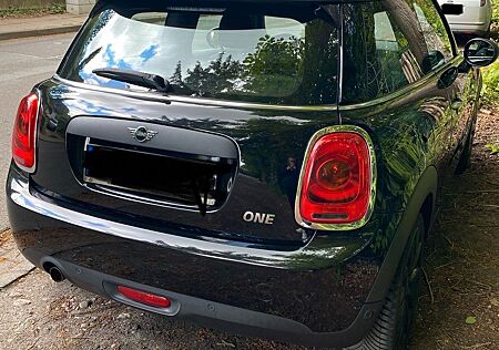 Mini ONE Blackyard TÜV neu