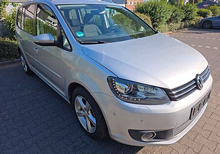 VW Touran Volkswagen 2.0 TDI 130kW DSG Highline Highline