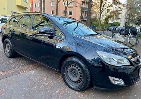 Opel Astra Sports Tourer 1.6 Sport 85kW Automatik...