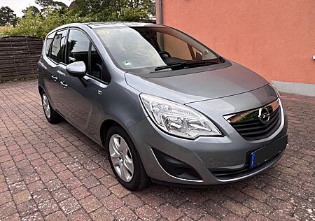 Opel Meriva 1.4 8fach bereift TÜV neu