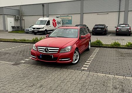 Mercedes-Benz C 250 T BlueEFFICIENCY AVANTG. Aut. AVANTGARDE