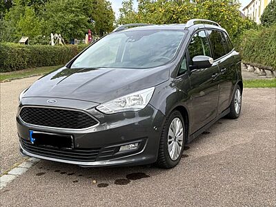 Ford Grand C-Max 1,5 EcoBoost 110kW Cool & Connec...