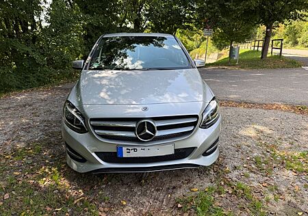 Mercedes-Benz B 180 CDI neuen zahnriemen