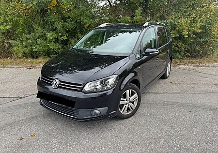 VW Touran Volkswagen 1.6 TDI DSG MATCH *NAVI*TEL*RÜCKAMERA*