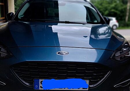 Ford Focus 1,0 EcoBoost 92kW Active Turnier Active