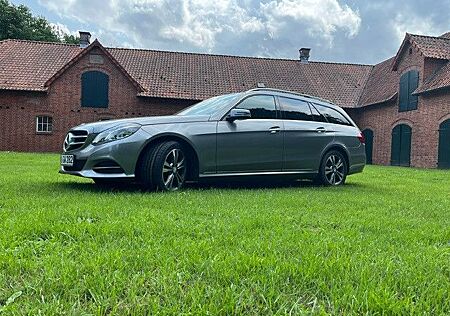 Mercedes-Benz E 220 BlueTEC T AVANTGARDE AVANTGARDE