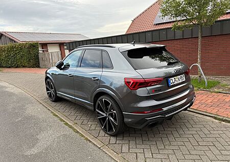 Audi RS Q3 RSQ3 2.5 TFSI S tronic quattro -
