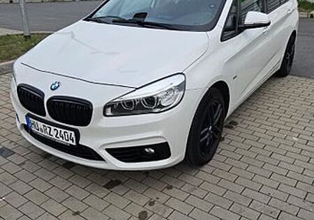 BMW 2er 220 Gran Tourer 220d xDrive Steptronic Sport...