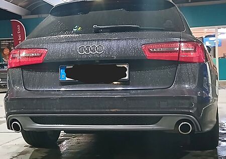 Audi A6 Avant 3.0 TDI Quattro *fast Vollausstattung