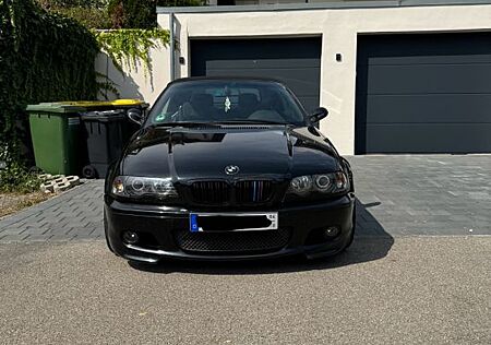 BMW 330Ci -