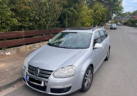 VW Golf Volkswagen 2.0 TDI DPF Sportline Variant