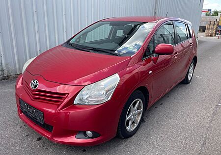 Toyota Verso Life Klima/Automatik/7 Sitze/Tüv bis02-27