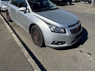 Chevrolet Cruze 1.6 LS